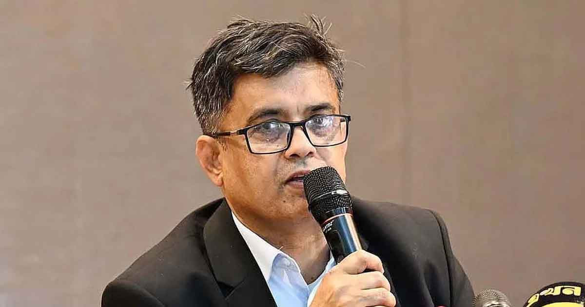 সম্পদের হিসাব দিয়ে যা বললেন প্রেস সচিব শফিকুল আলম