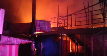 পূর্বাচল নীলা মার্কেটে ভয়াবহ অগ্নিকাণ্ড