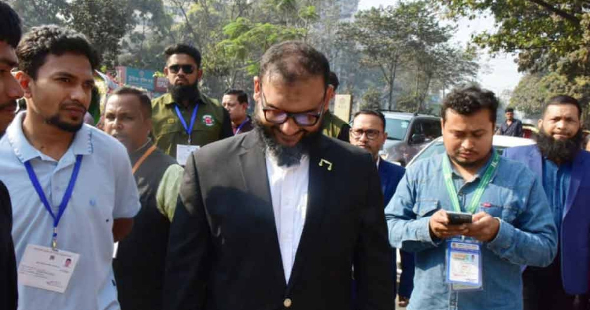 ভোট দিলেন ব্যারিস্টার আরমান