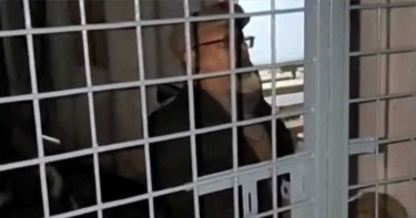 রাতের আঁধারে ভোটকেন্দ্রে প্রবেশ, অবরুদ্ধ জামায়াত প্রার্থী