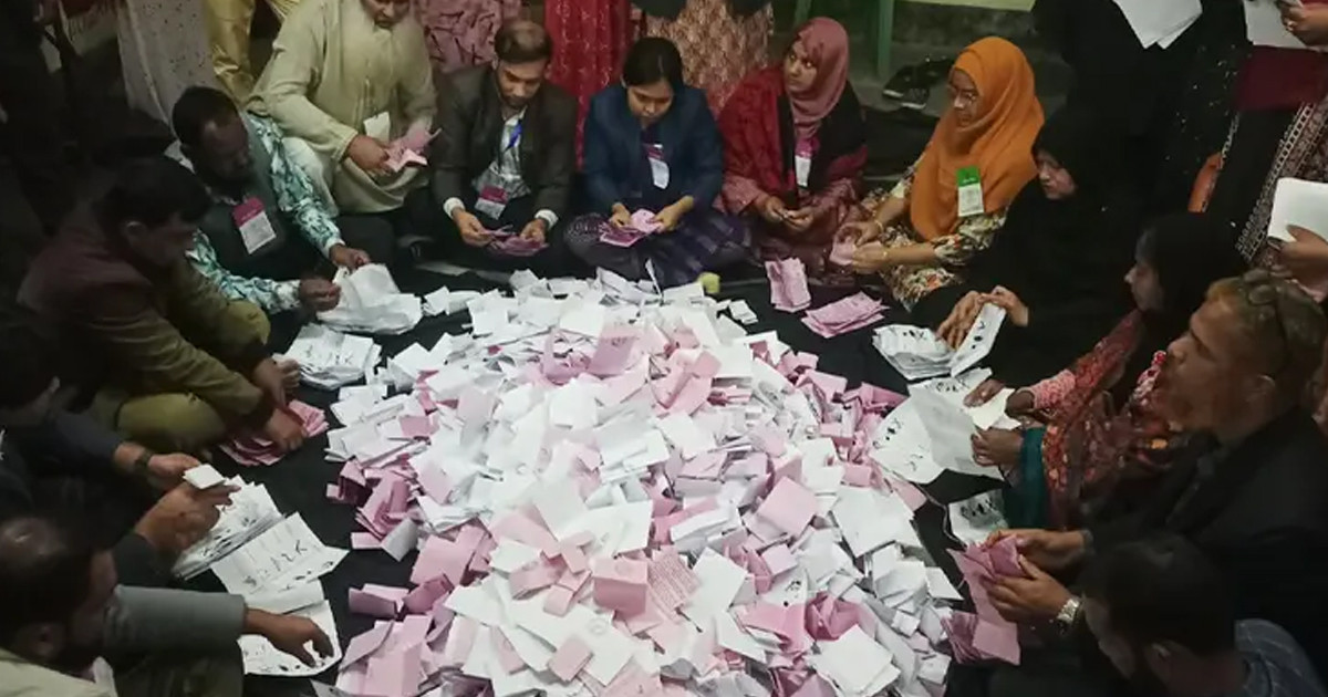 তিন আসনের ফল ঘোষণা স্থগিত রাখবে নির্বাচন কমিশন