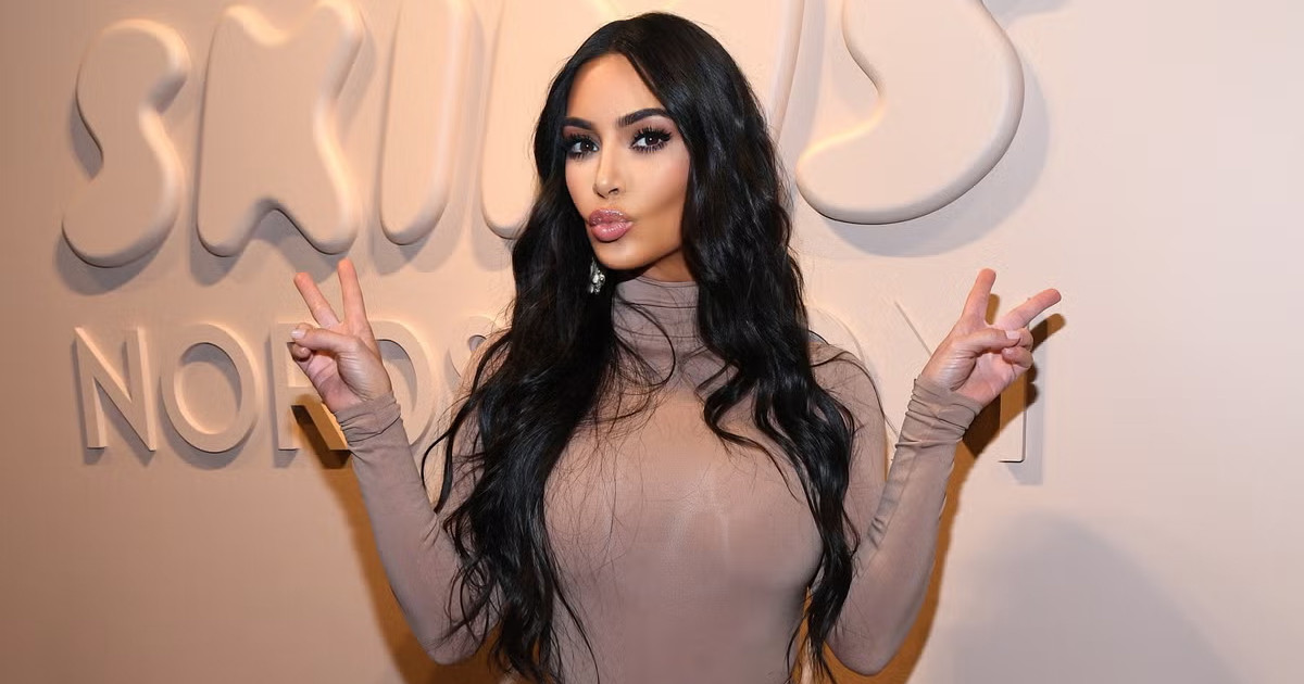 কিম কার্দাশিয়ানের ঘনিষ্ঠ মুহূর্তের ভিডিও ফাঁস