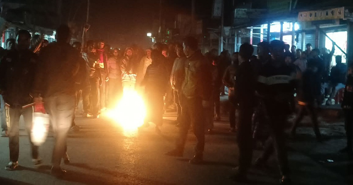 রংপুর-৪ ও ৬ আসনে ভোট পুনর্গণনার দাবিতে বিক্ষোভ