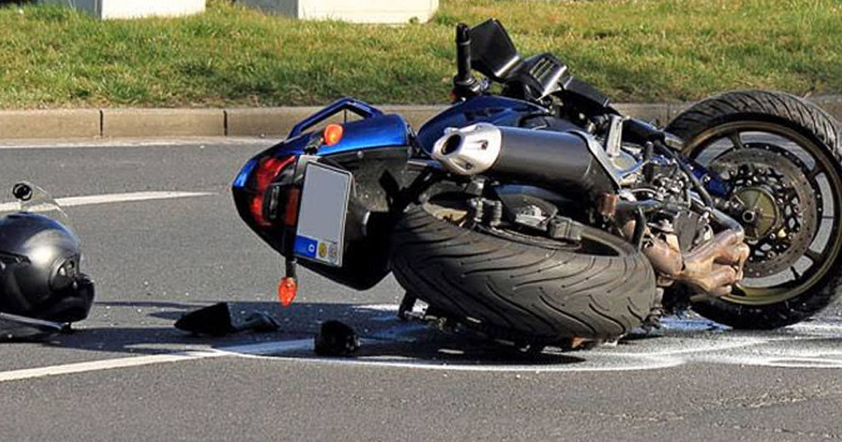 মোটরসাইকেল আরোহী দুই কলেজ শিক্ষার্থী নিহত