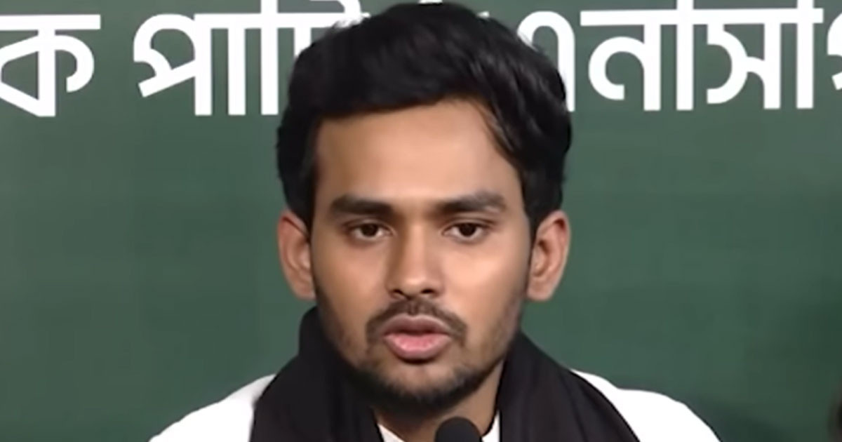 ‘নির্বাচনে পরাজিত হয়ে মনে মনে ক্রীড়ামন্ত্রী হয়ে বসে থাকা একজনের মাথা নষ্ট হয়ে গেছে’