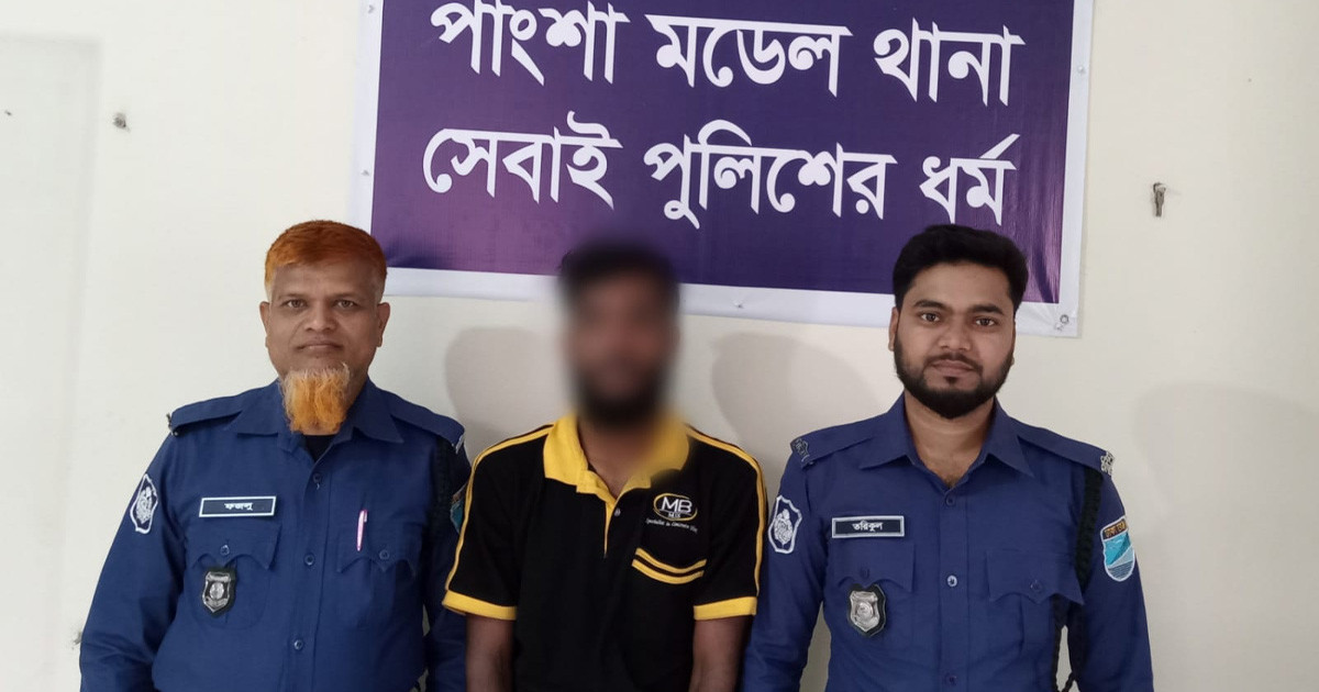 মাজার ভাংতে যাওয়া যুবক গ্রেপ্তার