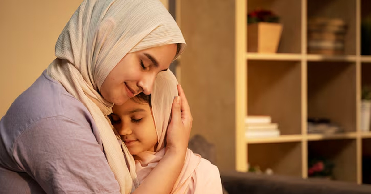 সন্তানের প্রথম শিক্ষালয় মা