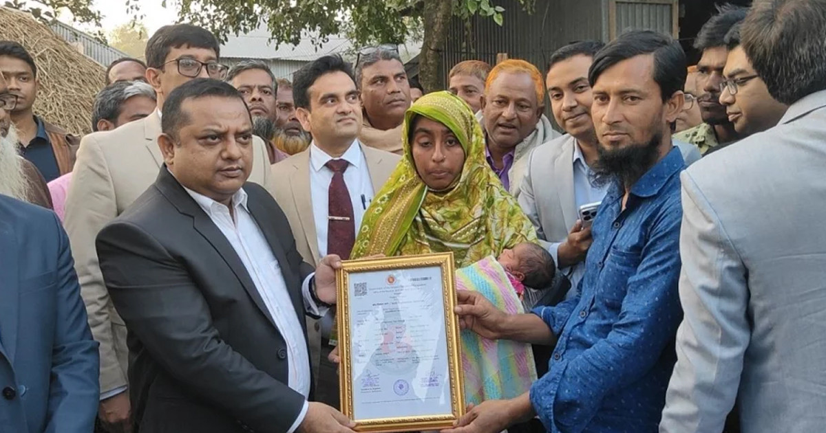 ভোটকেন্দ্রে কন্যা সন্তানের জন্ম, নাম রাখা হলো খালেদা জিয়া