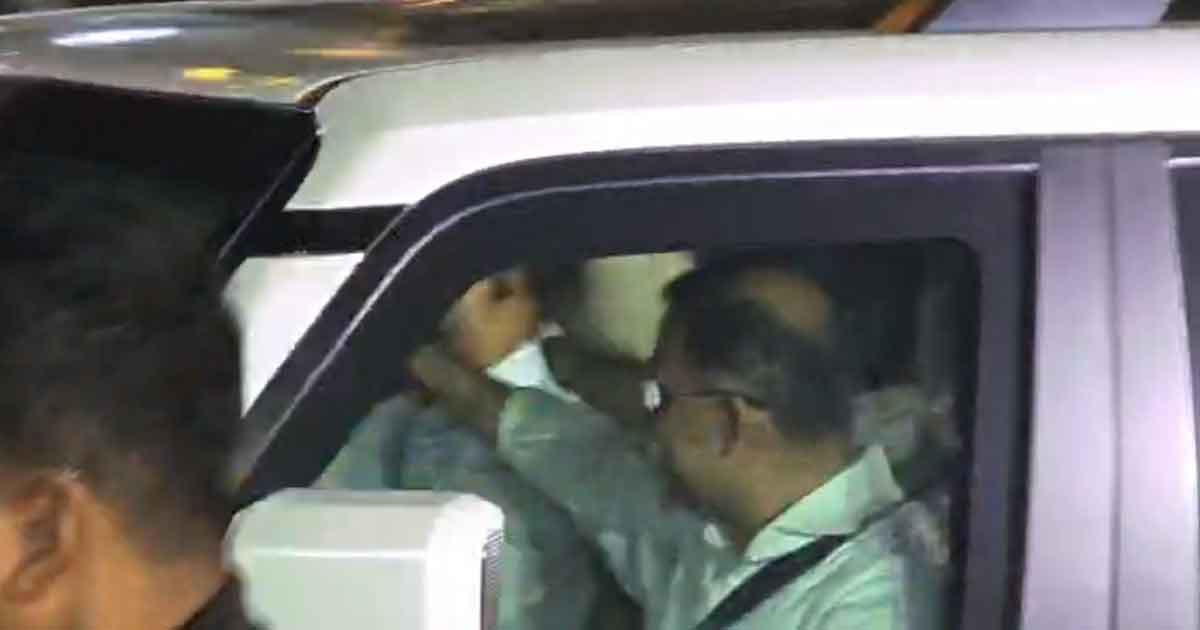 চরমোনাই পীরের বাসায় তারেক রহমান