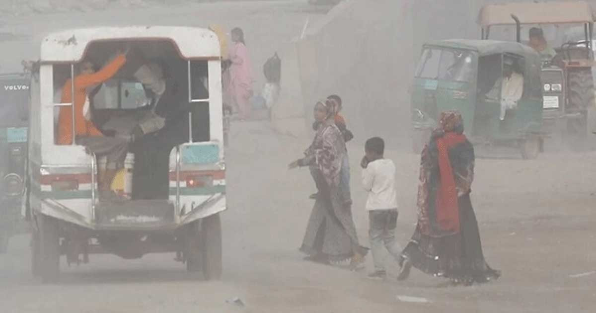 বিশ্বের দূষিত শহরের তালিকার শীর্ষে দিল্লি, দ্বিতীয় ঢাকা