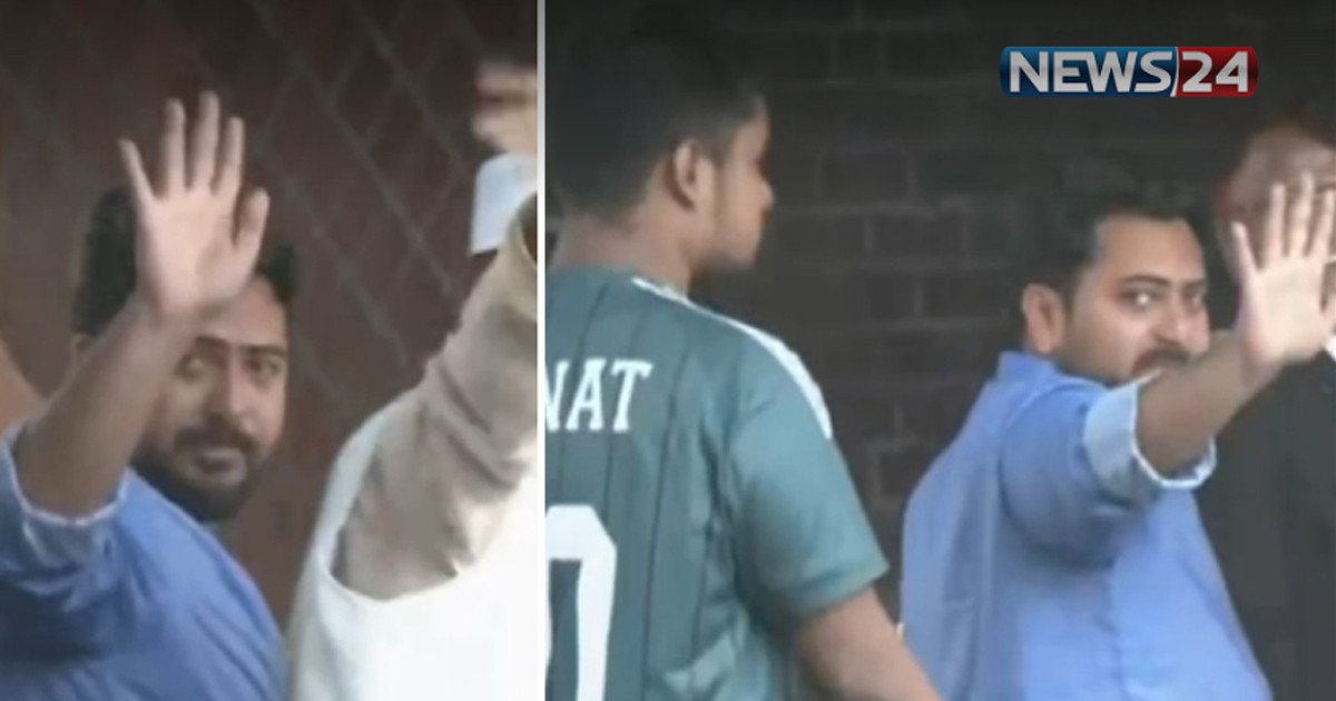 সংসদ ভবনে নাহিদ ইসলাম ও হাসনাত আব্দুল্লাহ