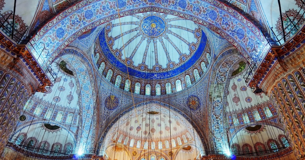 কোরআনের আলোকে শাসকের গুণাবলী