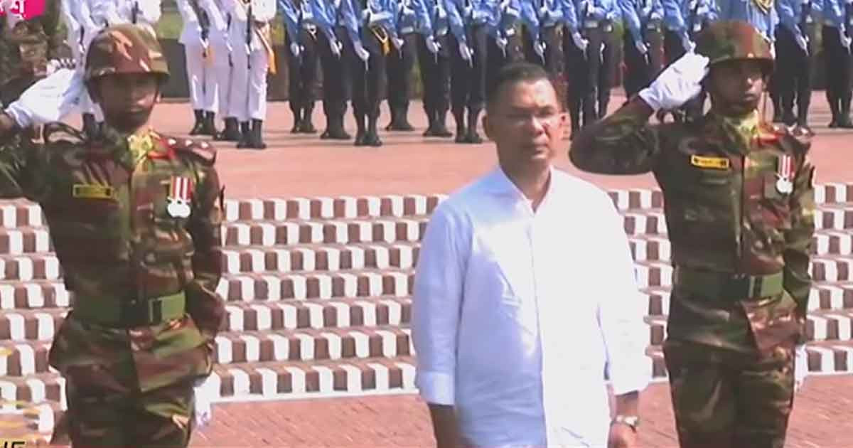 স্মৃতিসৌধে শ্রদ্ধা নিবেদন করলেন প্রধানমন্ত্রী তারেক রহমান