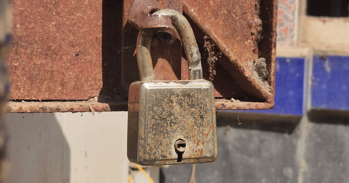 মন্দিরের দুই দানবাক্স ভেঙে লাখ টাকা লুট