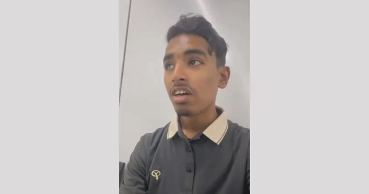 দিল্লি বিমানবন্দর থেকে লাইভে এসে বললেন ‘বাংলাদেশ, আই অ্যাম সেফ নাউ!’