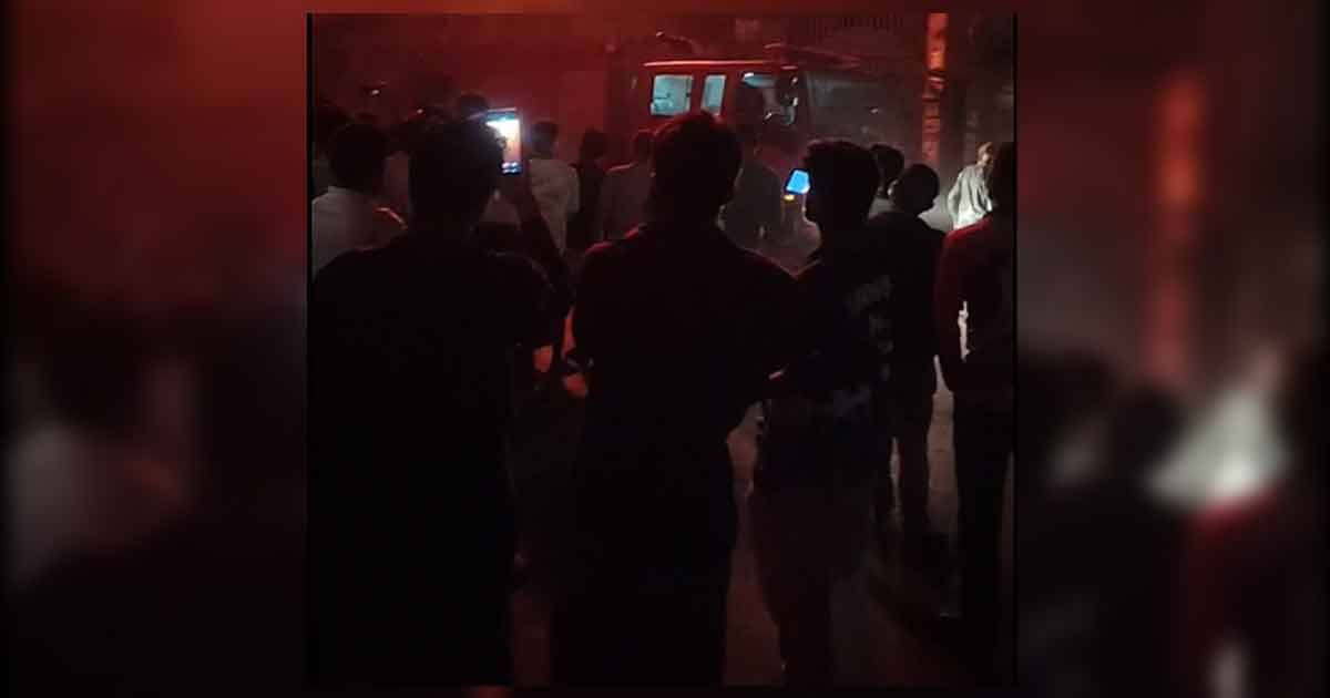 হাজারীবাগে আগুনে পুড়ল ঝুটের গুদাম