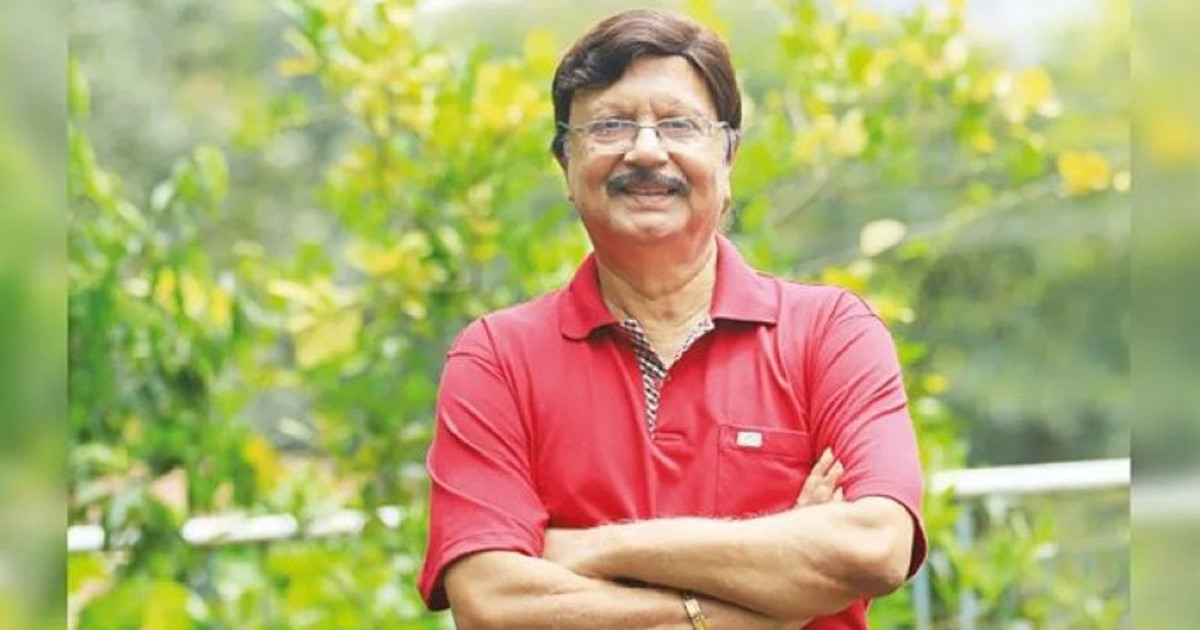 ‘কিছু মন্ত্রীর মুখে টেপ লাগানো দরকার’