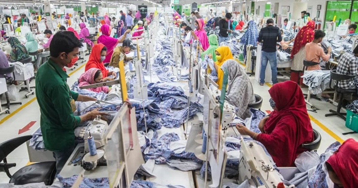 চ্যালেঞ্জের মুখে পোশাকশিল্প