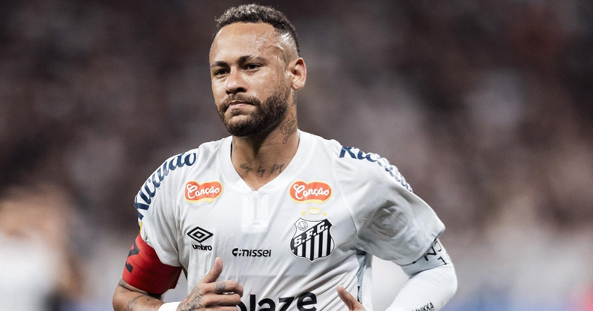 অবসরে নেইমার!