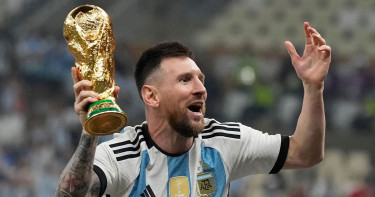 আর্জেন্টাইন সমর্থকদের বড় সুখবর দিলেন মেসি