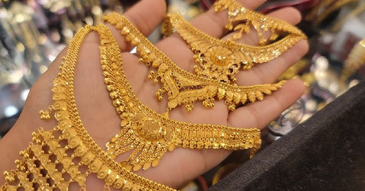 স্বর্ণের দামে বড় লাফ, আজ বিক্রি হচ্ছে যত টাকা ভরি