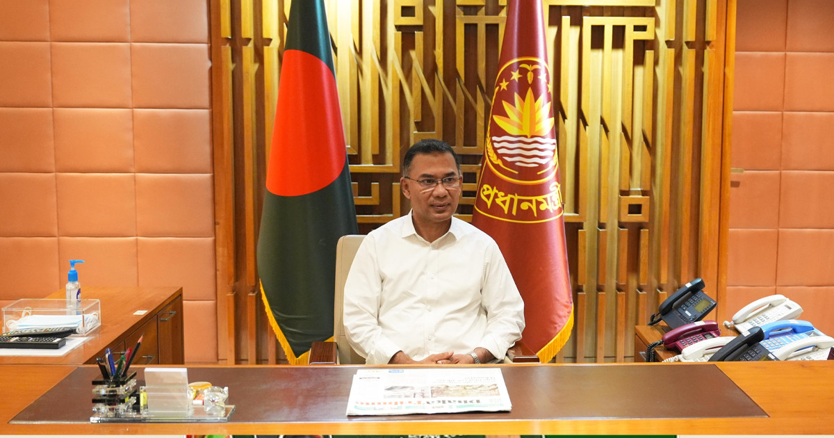 প্রথমবারের মতো সশস্ত্র বাহিনী বিভাগে অফিস করলেন প্রধানমন্ত্রী তারেক রহমান