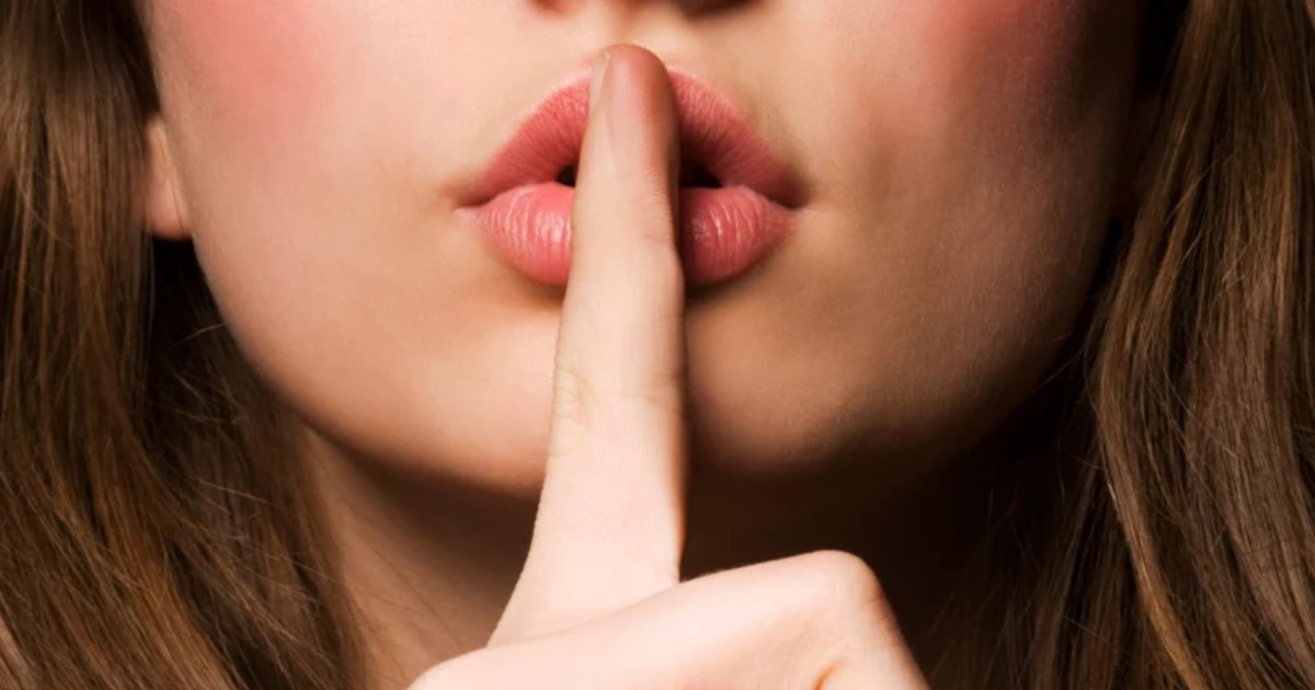 জীবনের কোন সময়ে চুপ থাকা জরুরি?