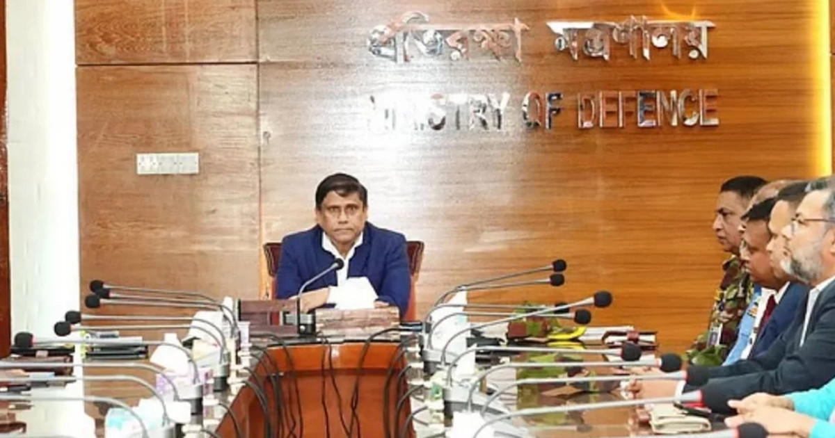 জনগণের প্রত্যাশা অনুযায়ী গড়ে তোলা হবে সশস্ত্র বাহিনী: প্রতিরক্ষা উপদেষ্টা