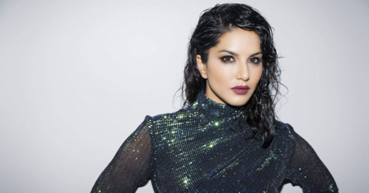 সানি লিওনির জীবন বদলে দেয় যে ছবি