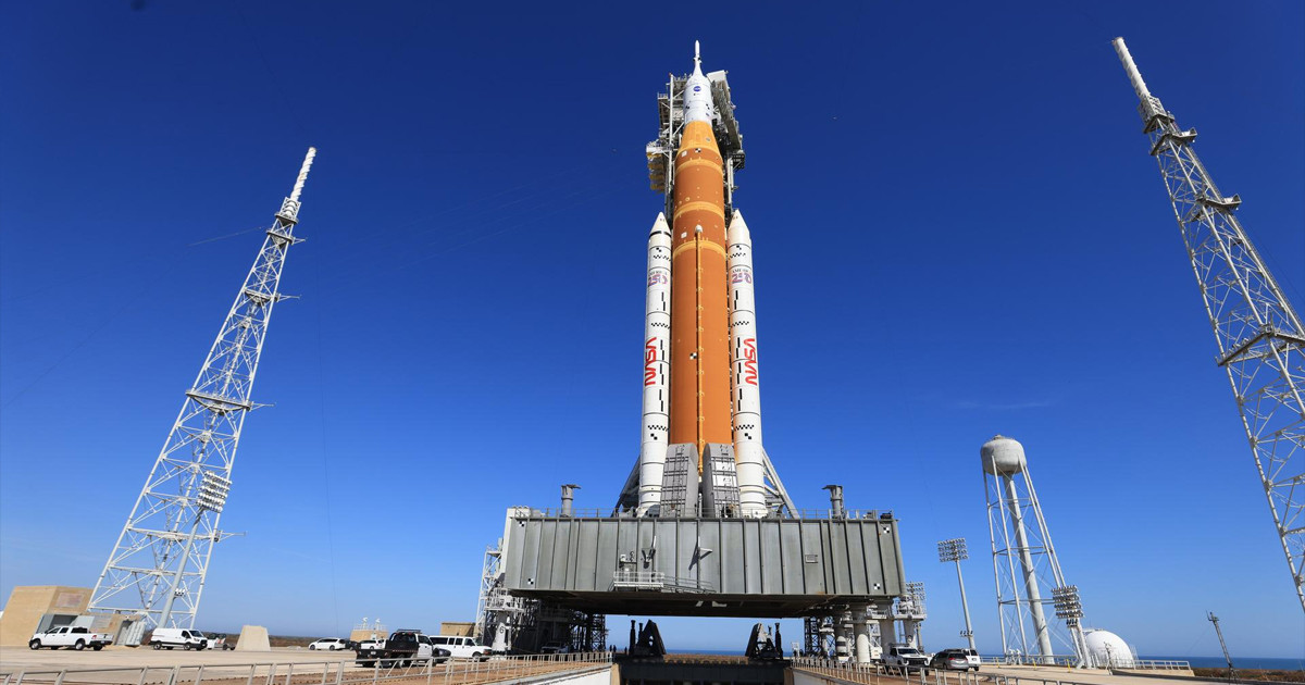 চাঁদে মানুষের যাত্রা: আবারও পিছাল আর্টেমিস ২ মিশন