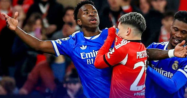 ভিনিসিয়ুসকে ‘বানর’ বলায় নিষিদ্ধ আর্জেন্টাইন ফরোয়ার্ড