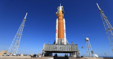 চাঁদে মানুষের যাত্রা: আবারও পেছাল আর্টেমিস ২ মিশন