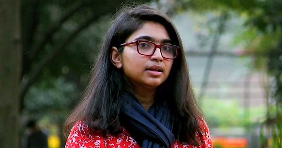 অনুদানের অর্থ ফেরত দেওয়ার ঘোষণা তাসনিম জারার