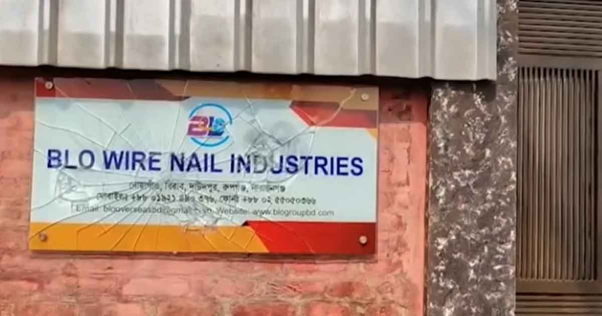 চাঁদা না দেওয়ায় রপ্তানিমুখী কারখানা লুট, আসামিকে ধরেও ছেড়ে দেওয়ার অভিযোগ