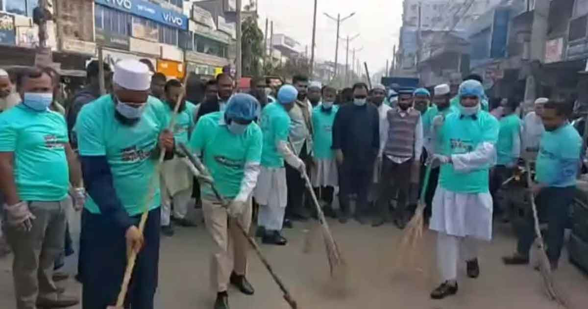 ঝিনাইদহে পৌর নির্বাচনের দৌড়ে প্রার্থীদের নানা কৌশল