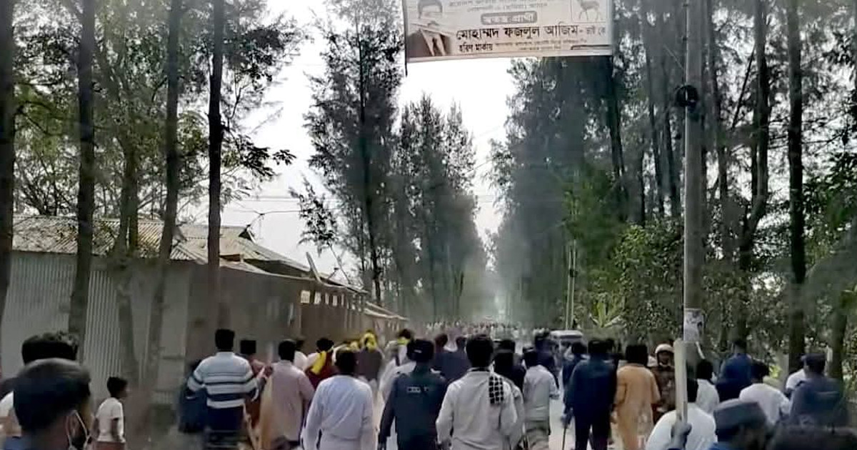 নোয়াখালীতে বিএনপি-এনসিপি রক্তক্ষয়ী সংঘর্ষে আহত ২১