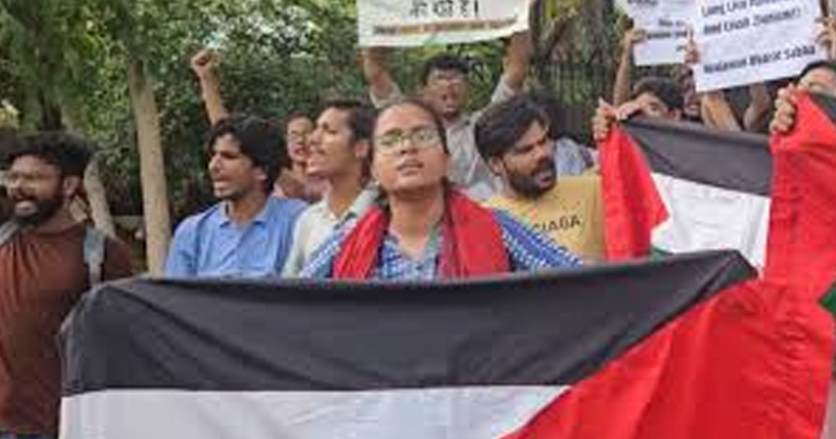 মোদির ইসরায়েল সফরের প্রতিবাদে উত্তাল ভারত