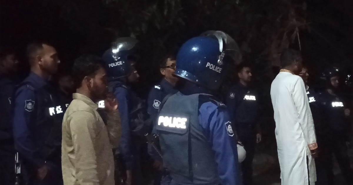 মাদারীপুরে দুপক্ষের সংঘর্ষে ককটেল বিস্ফোরণ, আহত ৭