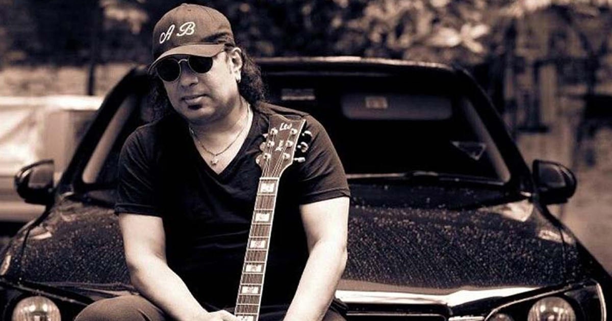 মরণোত্তর একুশে পদক পেলেন আইয়ুব বাচ্চু