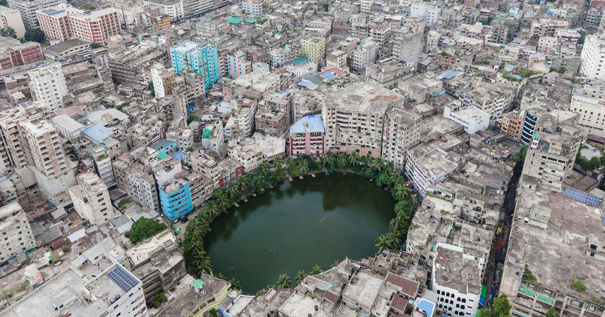 ভূমিকম্পের আগে স্থির পানি থেকে গন্ধ বের হওয়াসহ ১২ বিস্ময়কর তথ্য জানুন