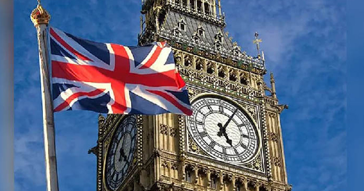 ইরান থেকে কর্মীদের সরিয়ে নিলো যুক্তরাজ্য