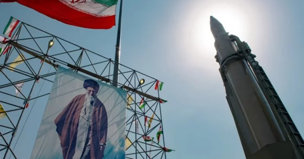 খামেনির মৃত্যুর পর প্রতিশোধ নেওয়ার অঙ্গীকার ইরানি সেনাবাহিনীর