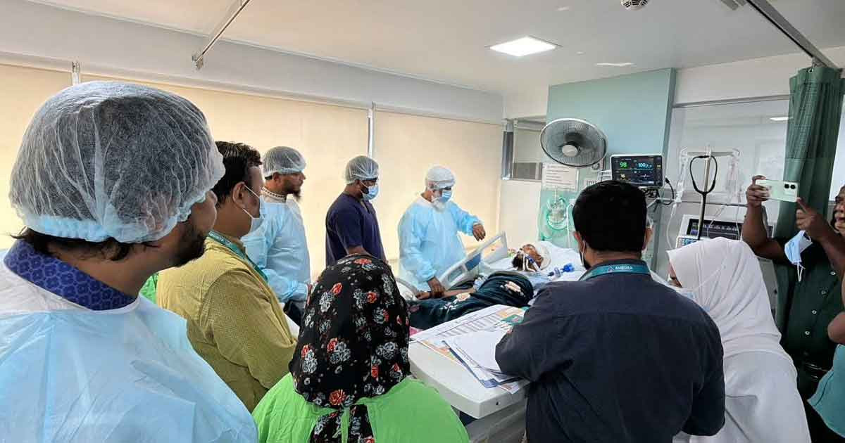 জীবননগরে হামলায় আহত মফিজুরকে দেখতে হাসপাতালে জামায়াত আমির