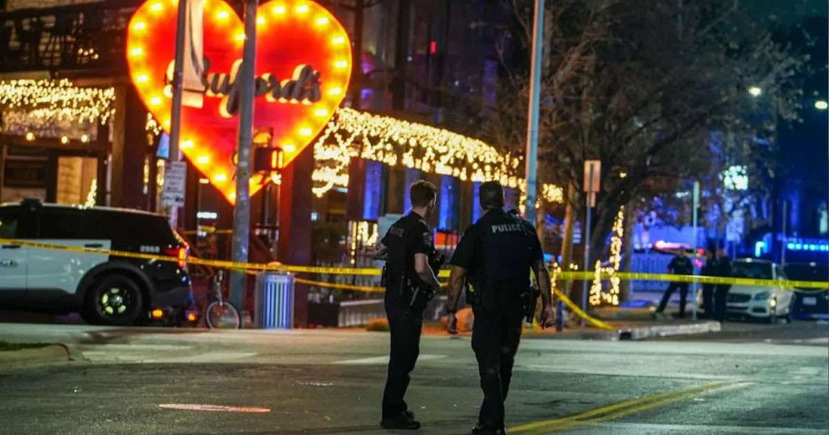 ইরানে হামলার পর যুক্তরাষ্ট্রের বারে হামলা