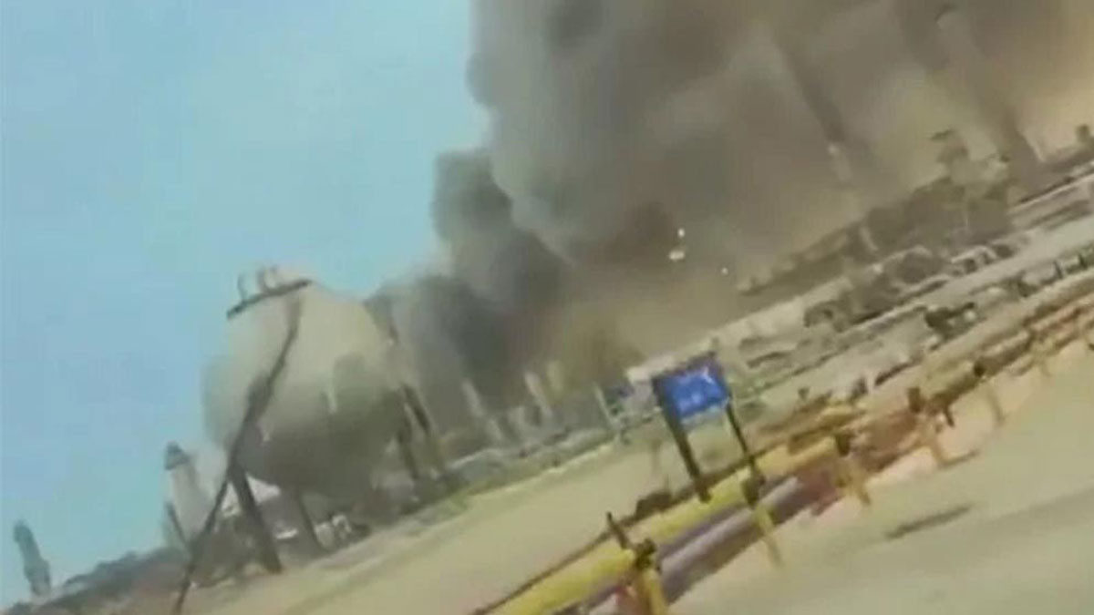 সৌদি আরামকোর তেল শোধনাগারে হামলা