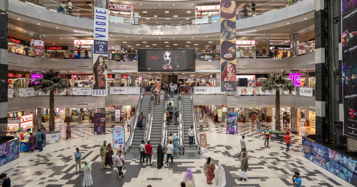 বসুন্ধরা সিটি শপিং মলের আট্রিয়ামে ব্র্যান্ড উৎসব