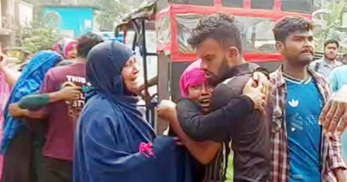 লক্ষ্মীপুরে পৃথক সড়ক দুর্ঘটনায় নিহত ২