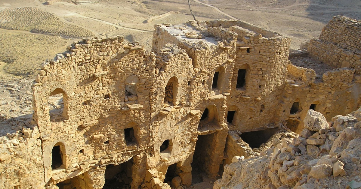 মৃত সাগরের তীরে হারিয়ে যাওয়া নগরী