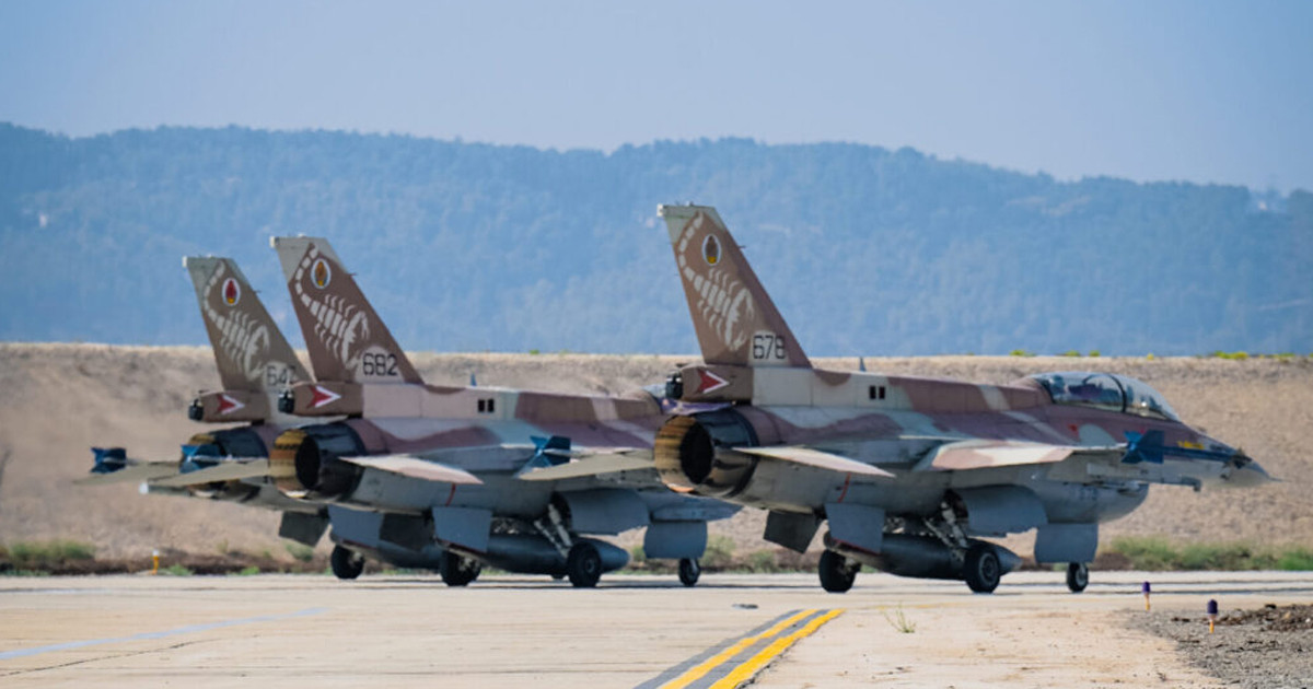 ইসরায়েলি বিমানঘাঁটিতে হামলার দাবি হিজবুল্লাহর