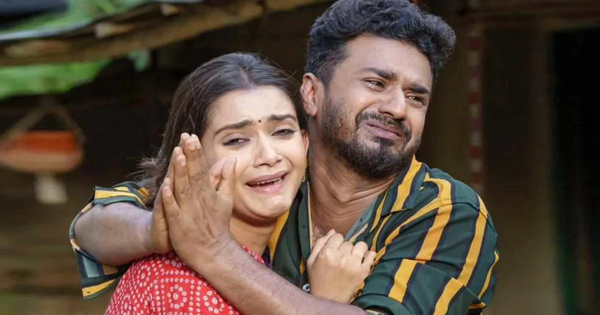 ফারহানকে স্বামী দাবি করে অভিনেত্রীকে হুমকি তিশার!